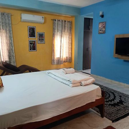 The English Gaon 4 Bhk 보팔 외부 사진